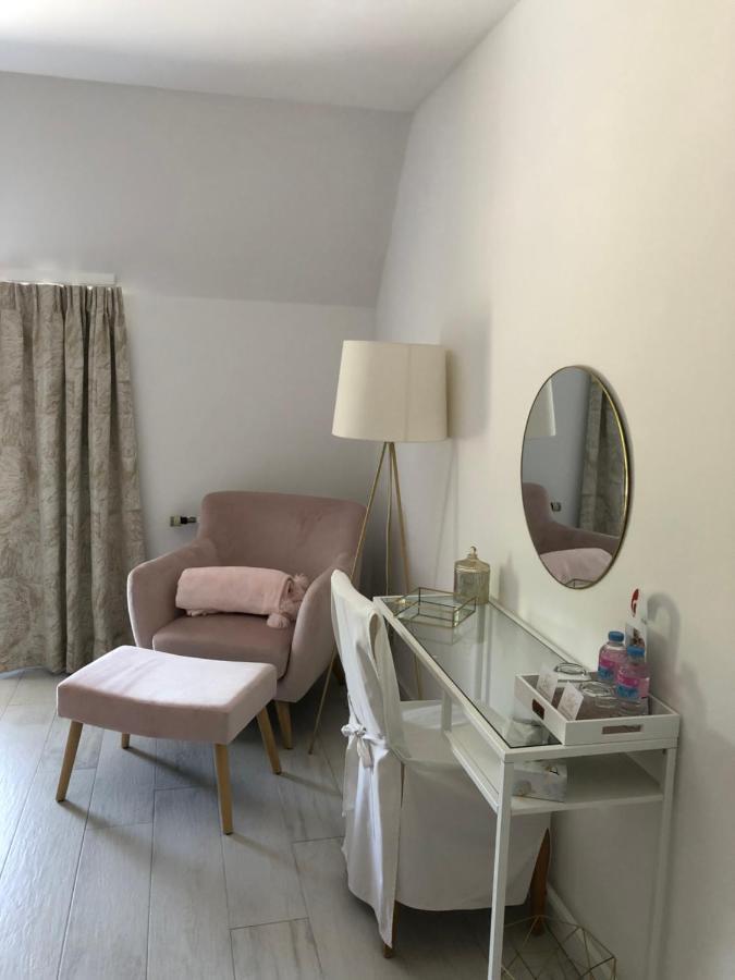 Jardin Du Marais Bed & Breakfast Froyennes Dış mekan fotoğraf